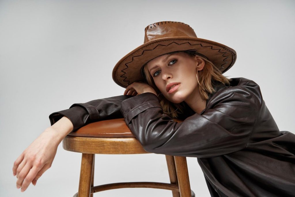 Peças-chave para criar um visual country autêntico