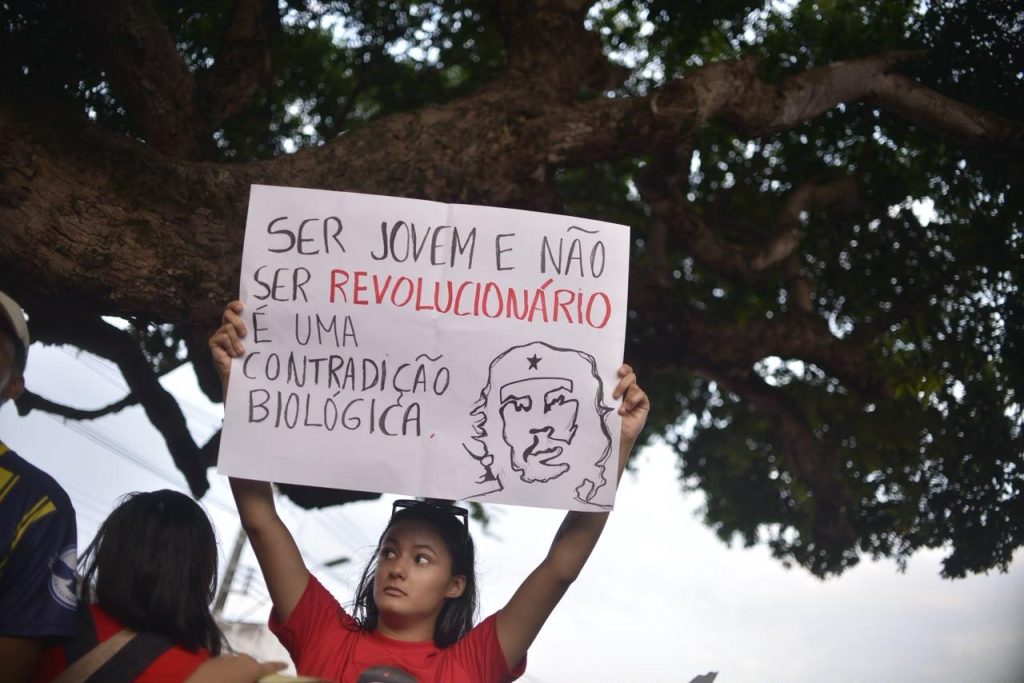 As juventudes nas ruas lutam por um Brasil sem medo