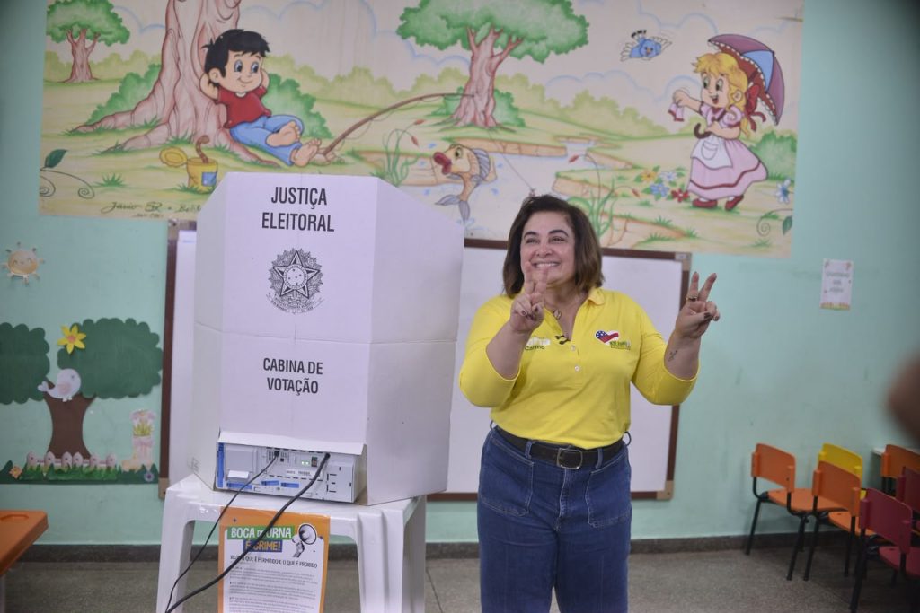 Maria do Carmo nega diligências em endereços ligados a ela e diz estar à disposição das autoridades