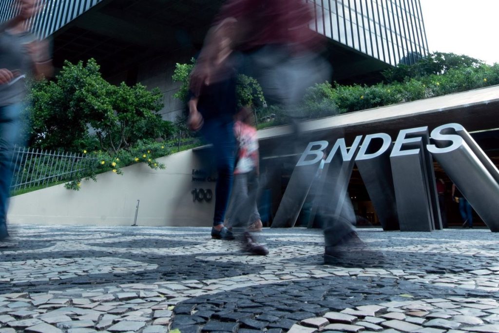Crédito do BNDES para MPMEs no Amazonas atinge R$ 2 bilhões desde 2023, alta de 237,3%